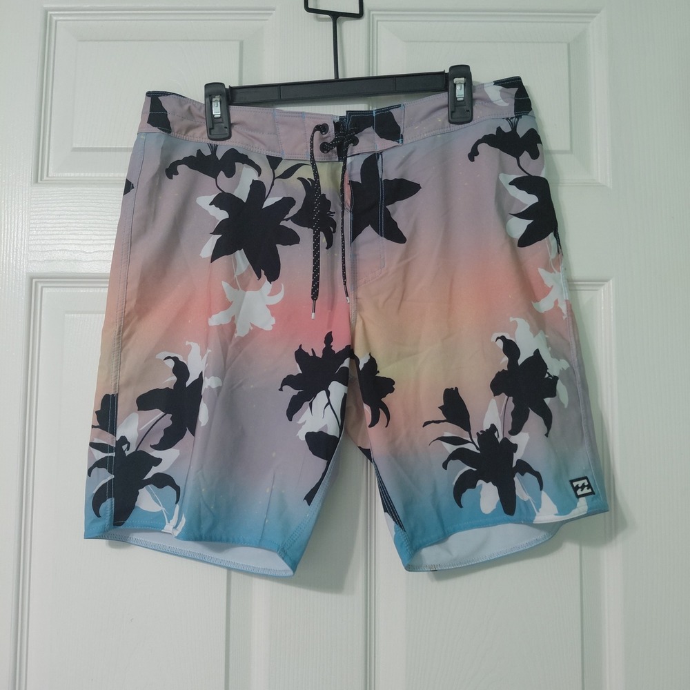 Billabong Recycler Sundays Pro Board Shorts Mens 33 Multicolor Floral Sunset